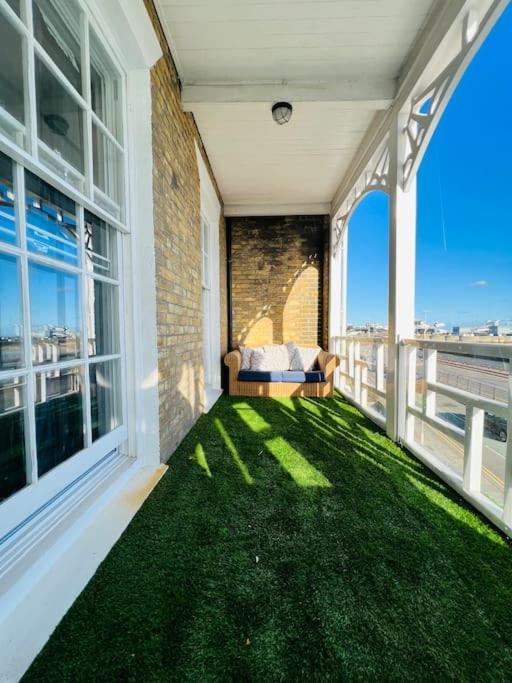 Flat 4 Marine Parade House, 1 East Cliff- Next To Dover Port, White Cliffs, Beach, Castle エクステリア 写真